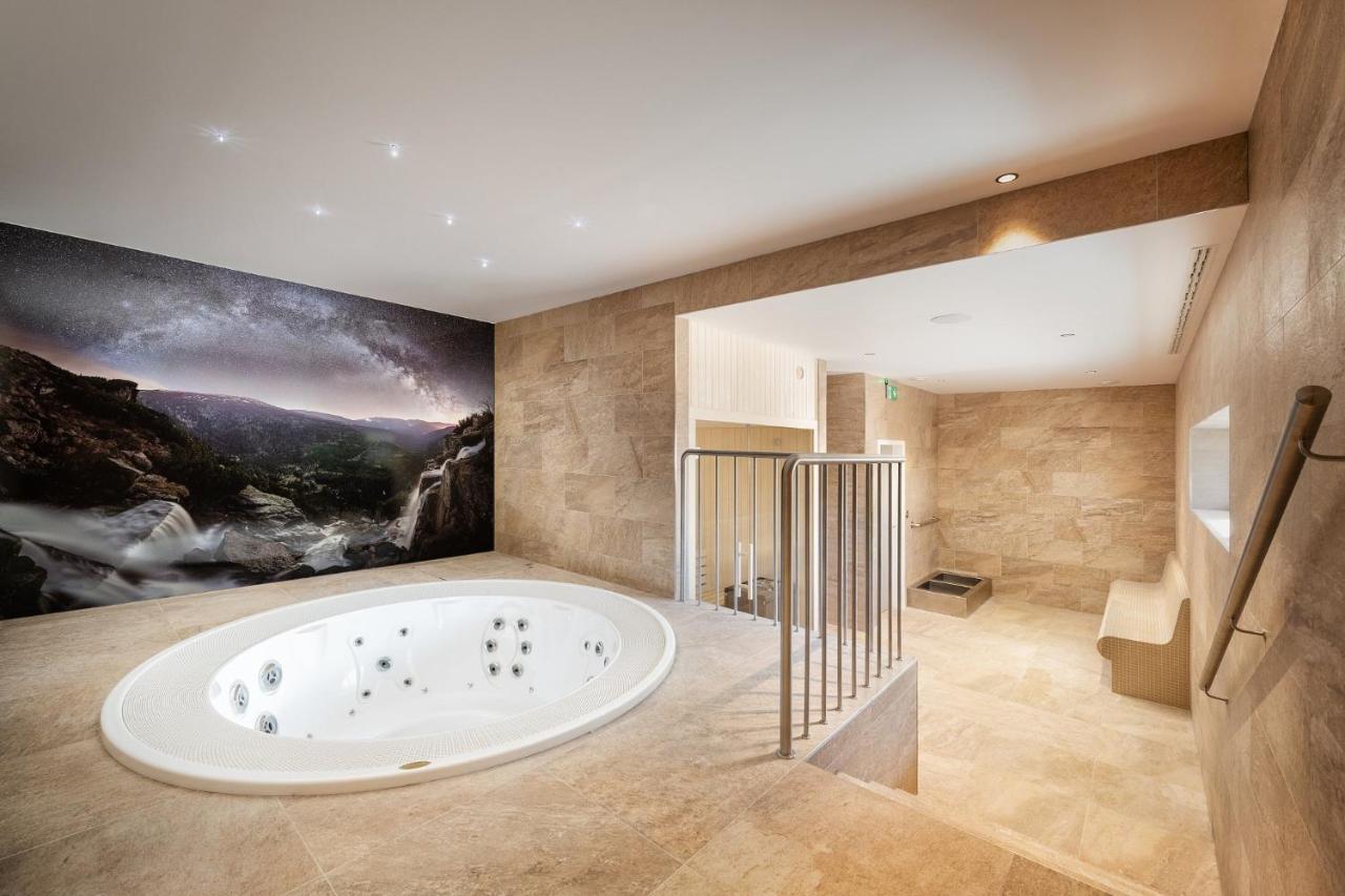 Apartmany Horska, Vrchlabí Exteriör bild